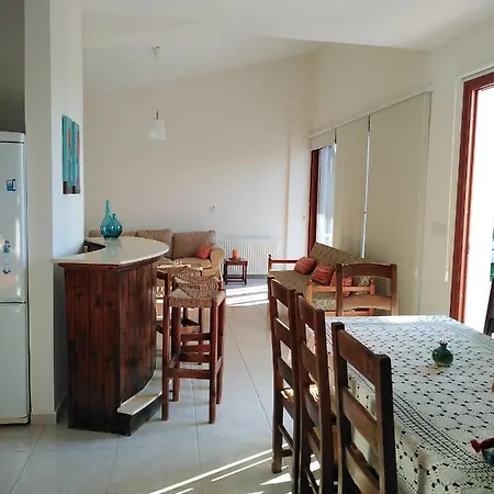 Demelida In Tsada, Paphos Villa