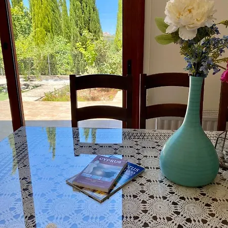 Demelida In Tsada, Paphos * Cáda