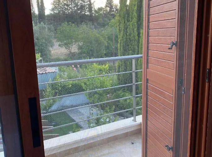 Demelida In Tsada, Paphos Villa