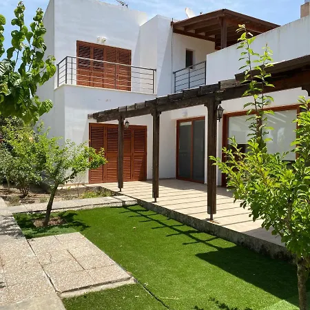 Demelida In Tsada, Paphos Villa