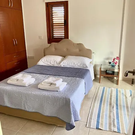 Villa Demelida In Tsada, Paphos *