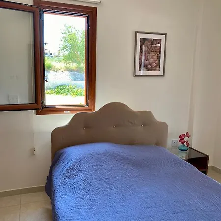 Villa Demelida In Tsada, Paphos *