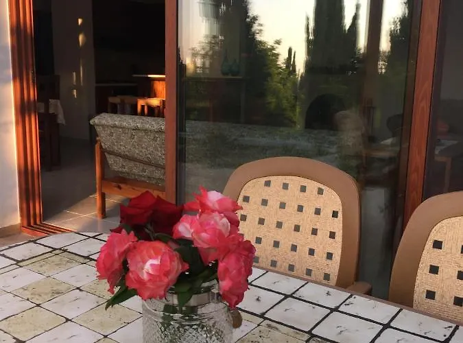 Demelida In Tsada, Paphos Villa