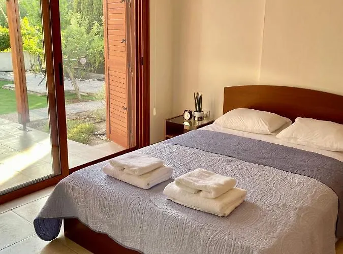 Demelida In Tsada, Paphos Willa *