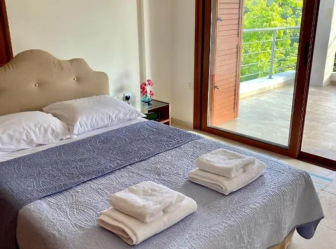 Demelida In Tsada, Paphos Villa Tsadha