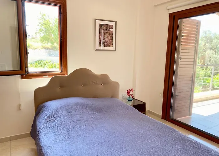 Willa Demelida In Tsada, Paphos